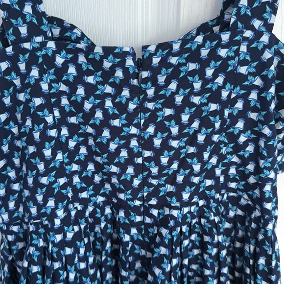 Vineyard Vines Kentucky Derby Dress - Picture 4 of 5